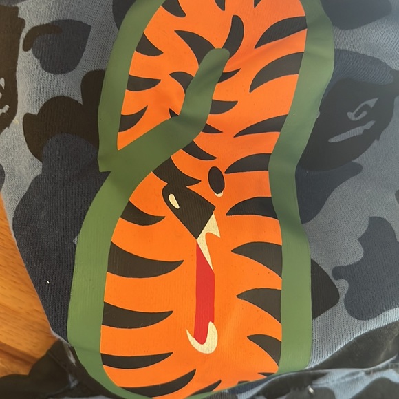 A Bathing Ape Hoodie Size Small Blue/Black Camouflage New withTags - Picture 7 of 9